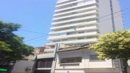 COCHERA EN VENTA, BALCARCE 1100